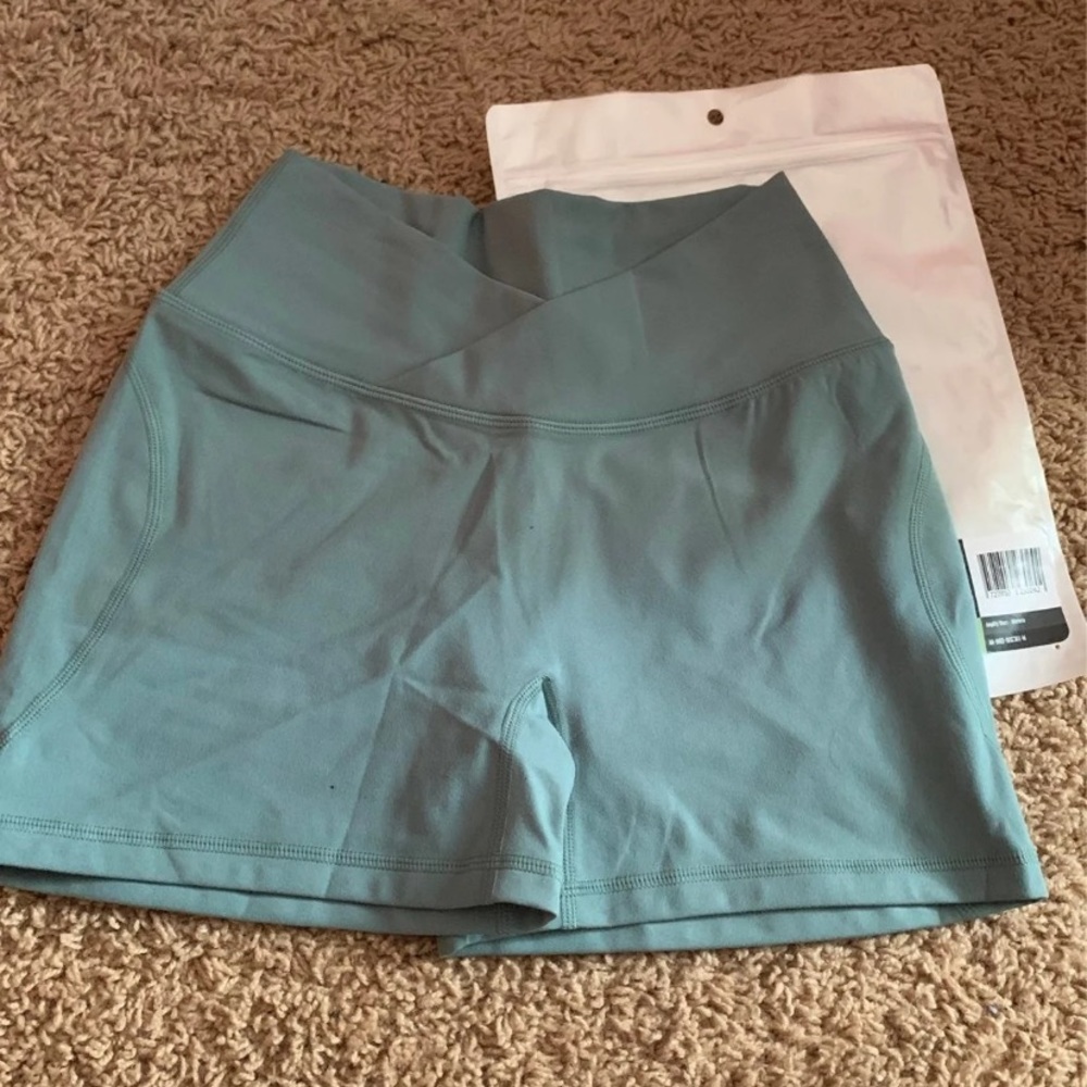 SOLD— Alphalete Sage Surface Power Short